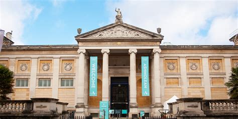 HISTORY OF THE ASHMOLEAN .